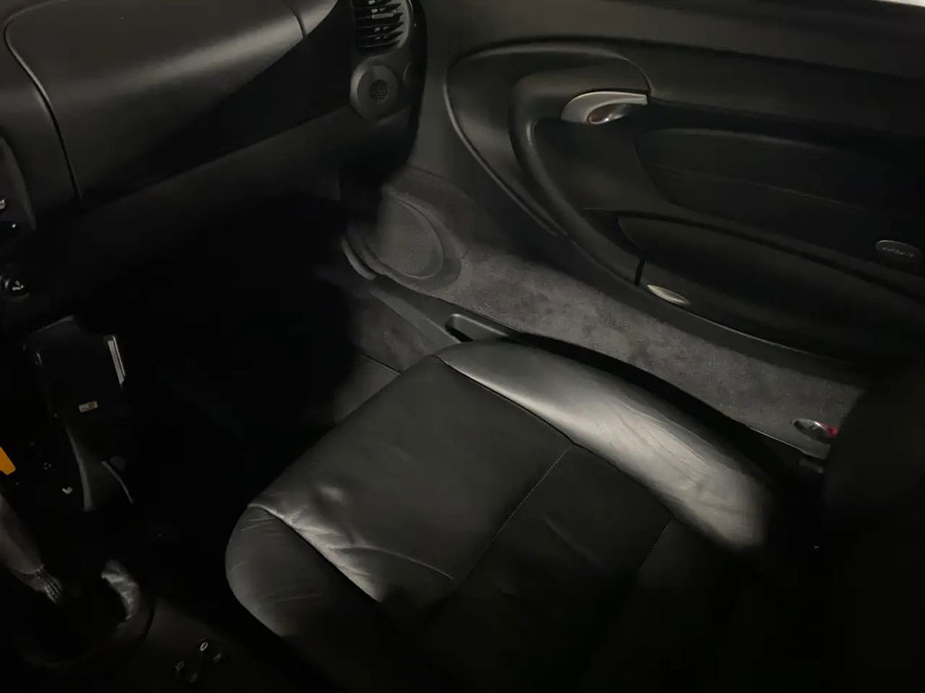 Porsche 996 Carrera 4