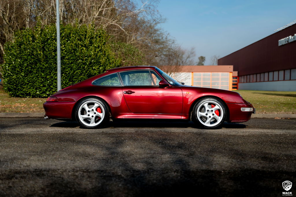 Porsche 993 Carrera 4S