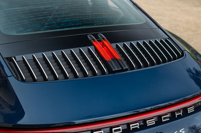 Porsche 992 Carrera 4S