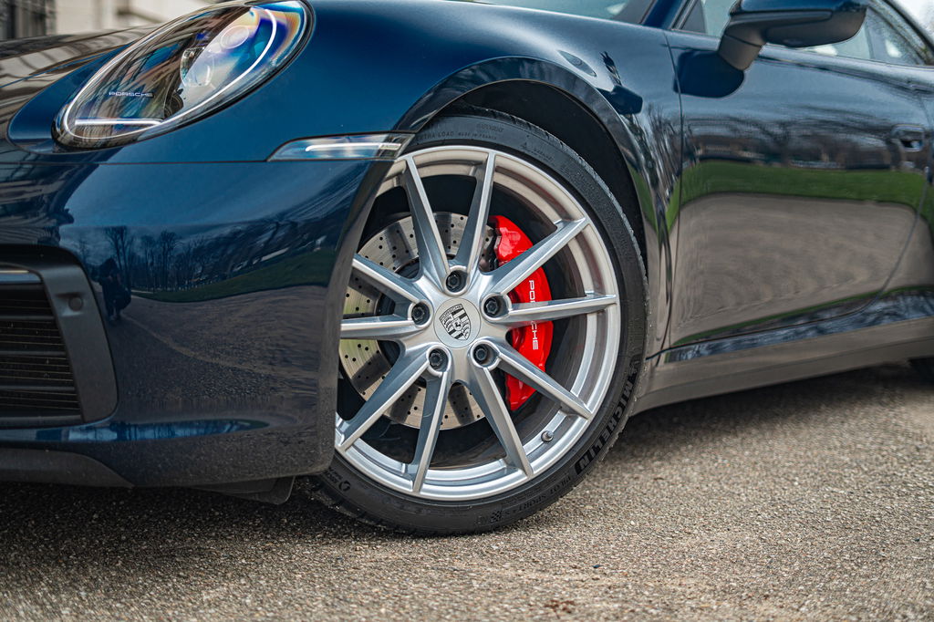 Porsche 992 Carrera 4S