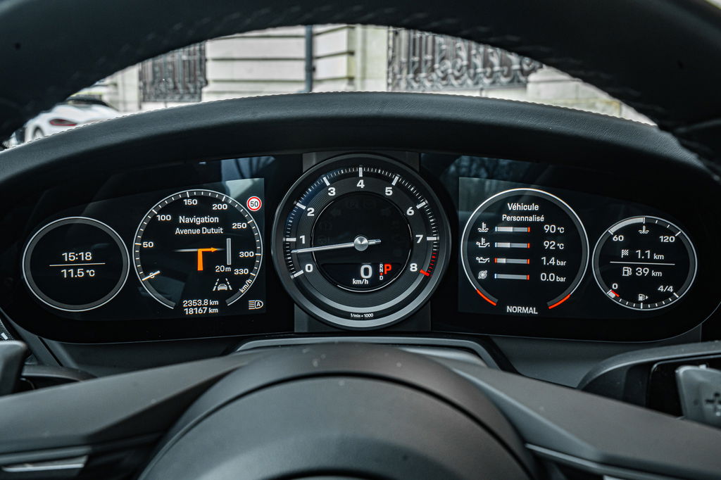 Porsche 992 Carrera 4S