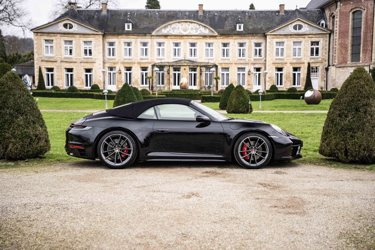 Porsche 992 Carrera 4S