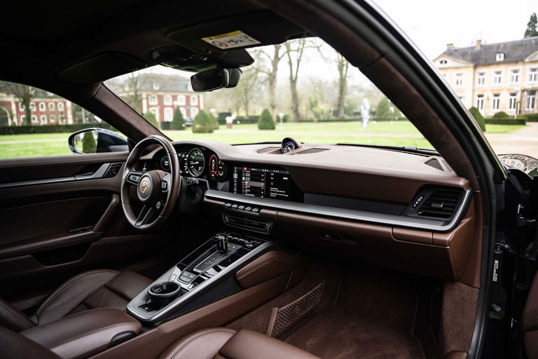 Porsche 992 Carrera 4S