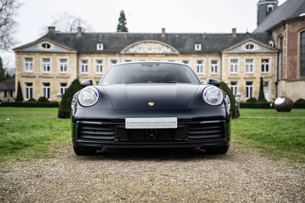 Porsche 992 Carrera 4S