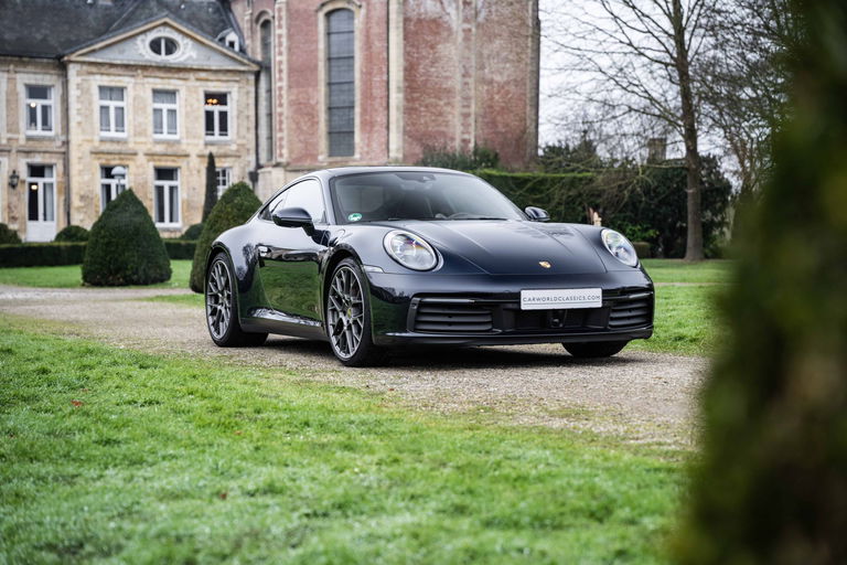 Porsche 992 Carrera 4S