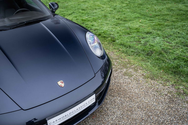 Porsche 992 Carrera 4S