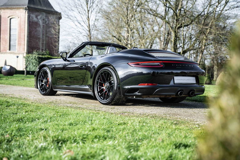 Porsche 991.2 Carrera 4 GTS