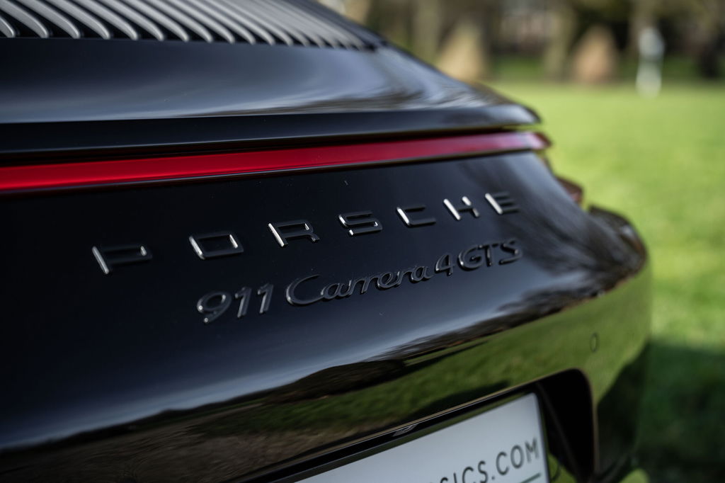 Porsche 991.2 Carrera 4 GTS