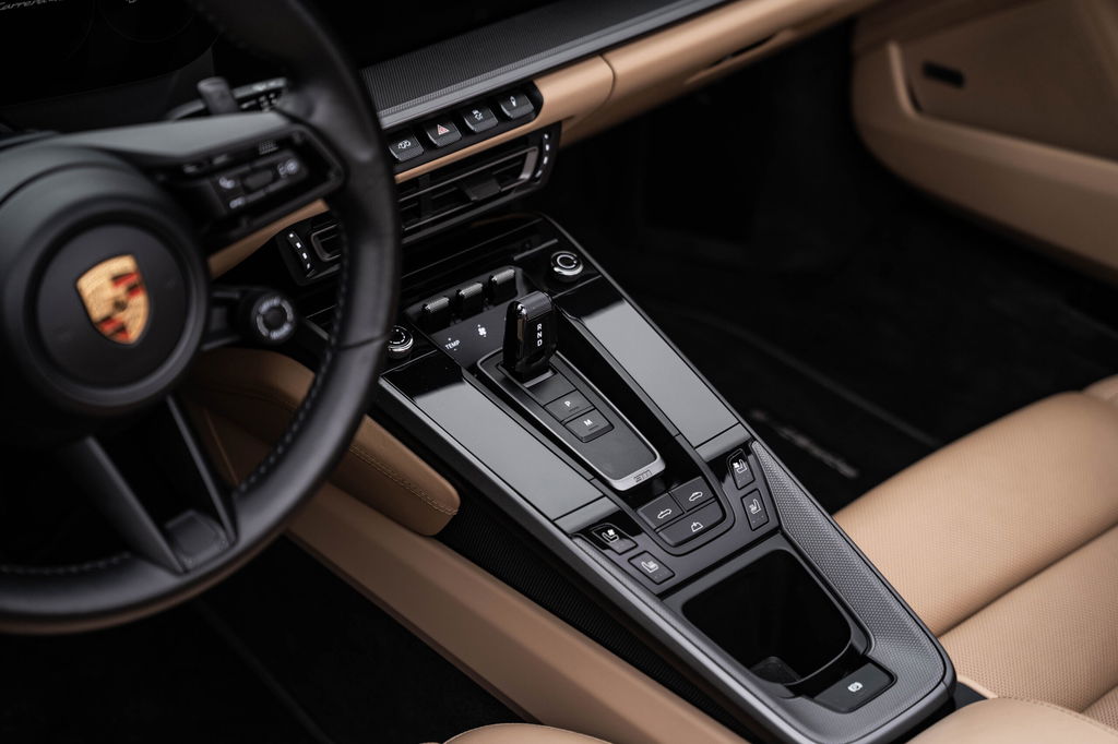 Porsche 992 Carrera 4S