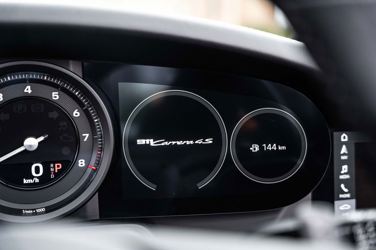 Porsche 992 Carrera 4S