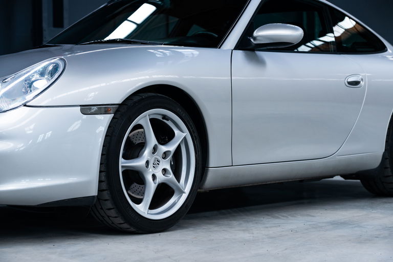 Porsche 996 Carrera