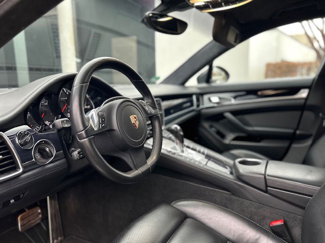 Porsche Panamera Turbo S