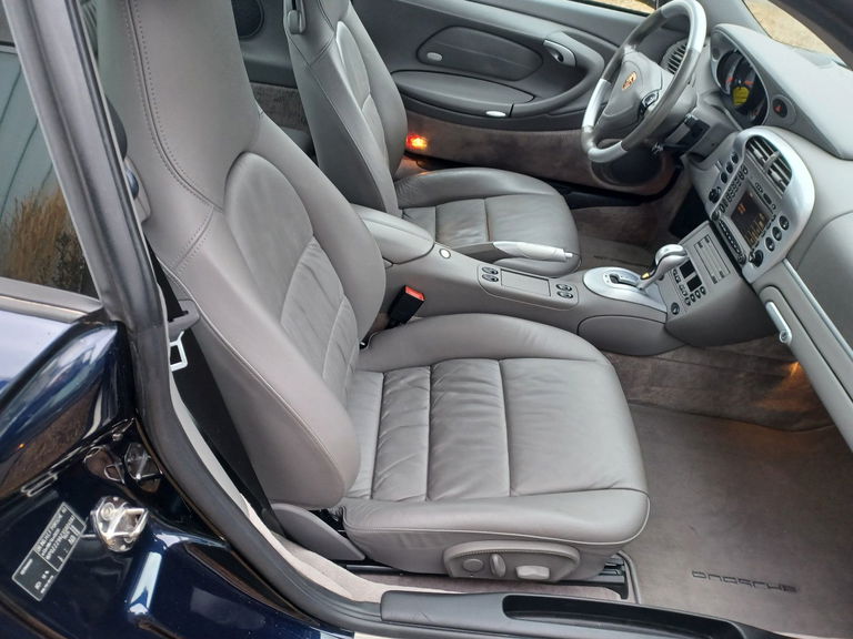 Porsche 996 Carrera 4S