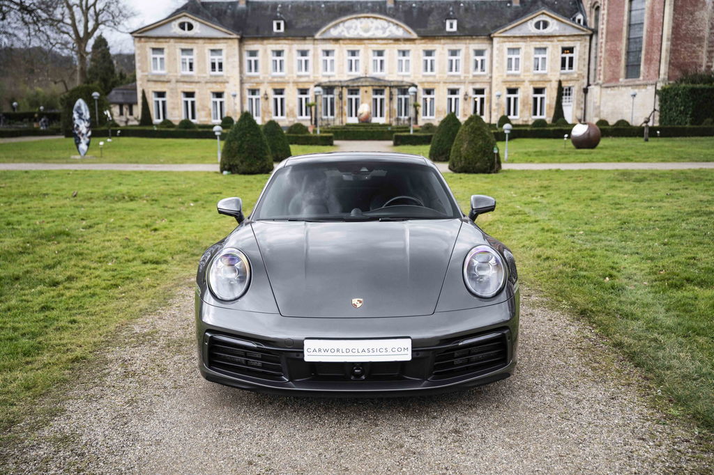 Porsche 992 Carrera 4S