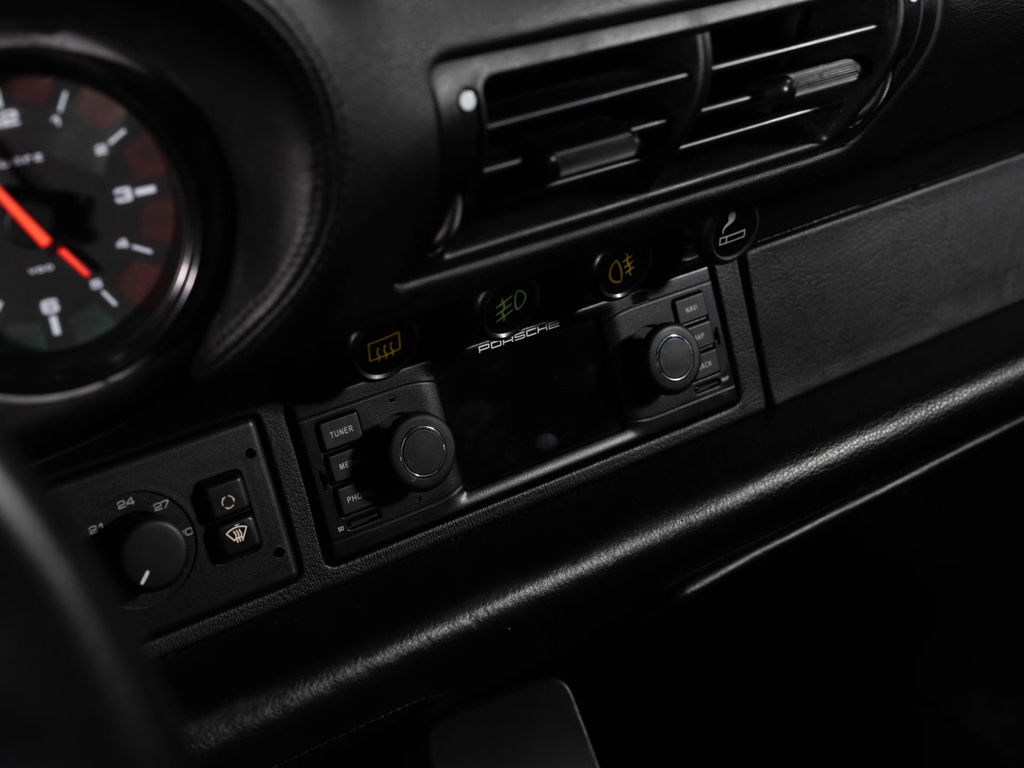 Porsche 964 Carrera 4 WTL