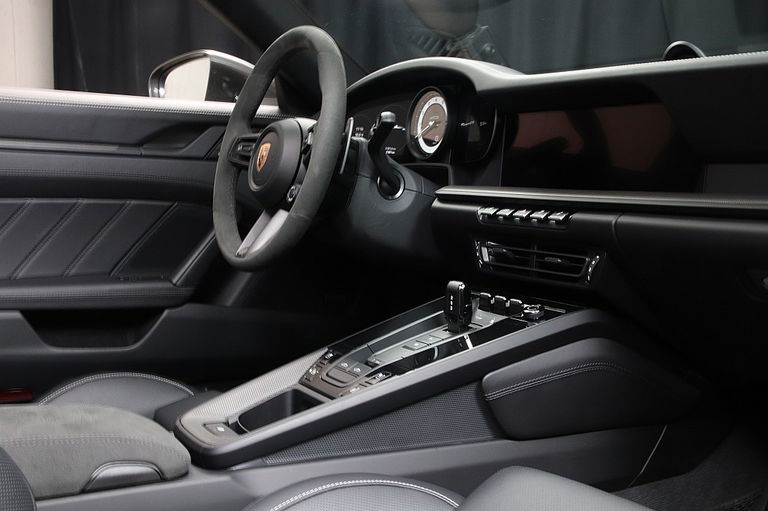 Porsche 992 Targa 4 GTS