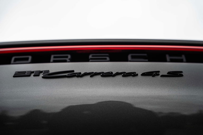 Porsche 992 Carrera 4S