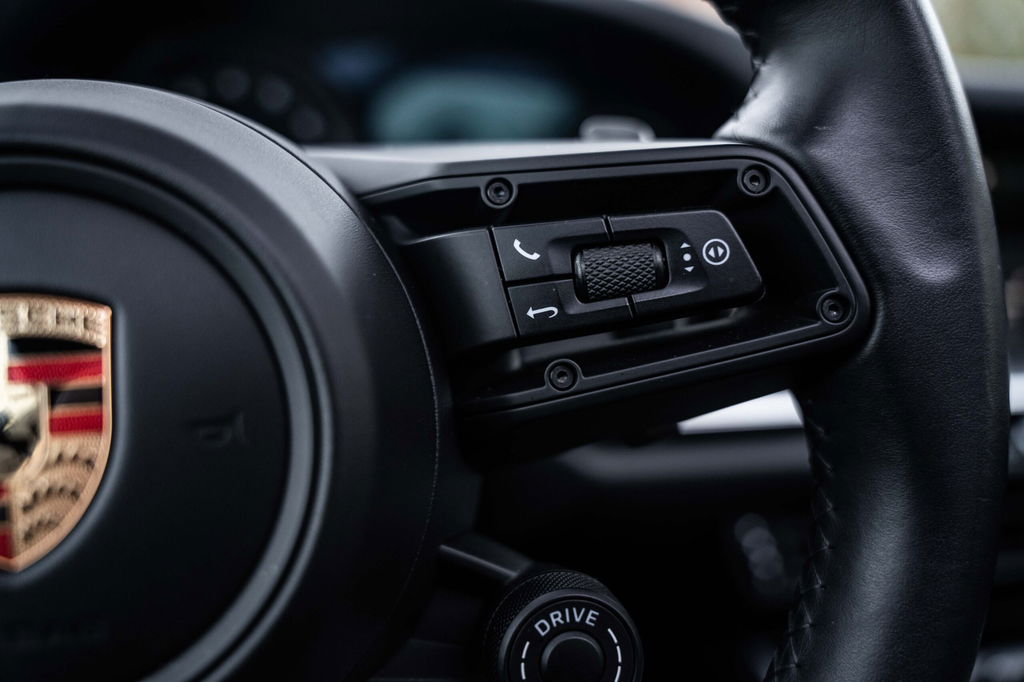 Porsche 992 Carrera 4S