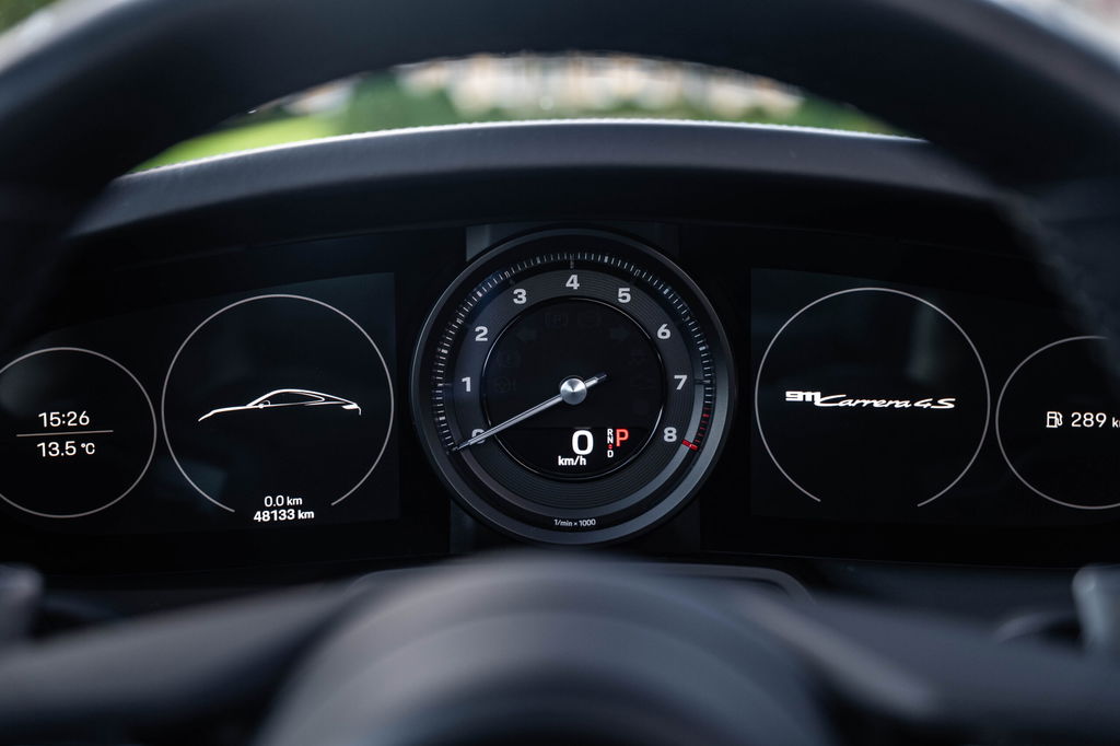 Porsche 992 Carrera 4S