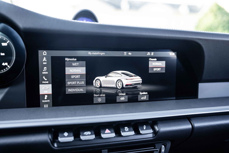 Porsche 992 Carrera S