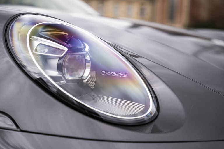 Porsche 992 Carrera 4S