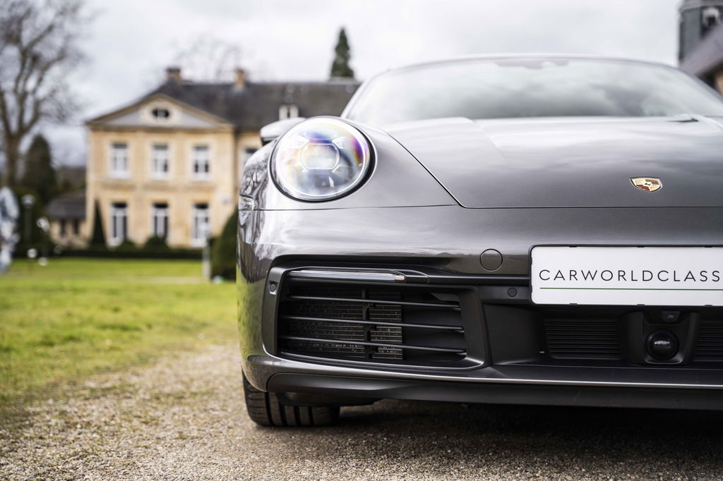 Porsche 992 Carrera 4S