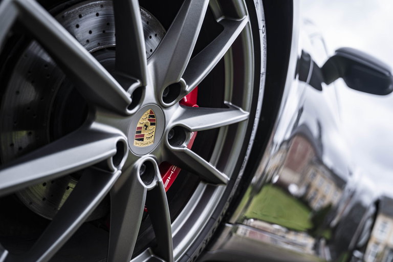 Porsche 992 Carrera 4S