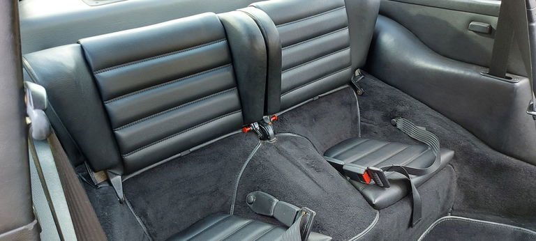 Porsche 911 Carrera 3.2 (KAT)