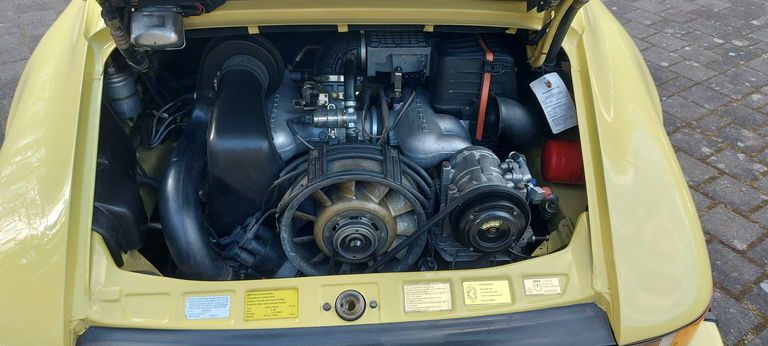 Porsche 911 Carrera 3.2 (KAT)