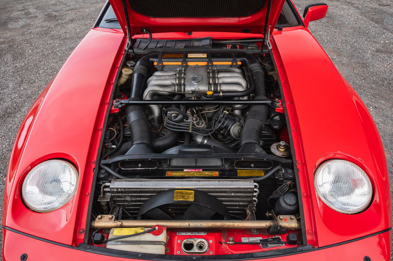 Porsche 928
