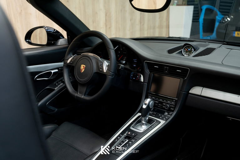 Porsche 991 Carrera 4