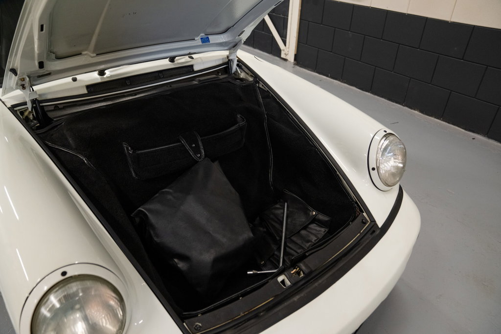 Porsche 964 Carrera 2