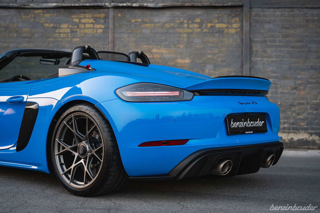 Porsche 718 Spyder RS