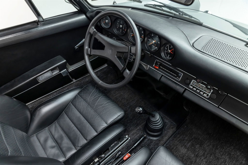 Porsche 911 S (F-Modell)