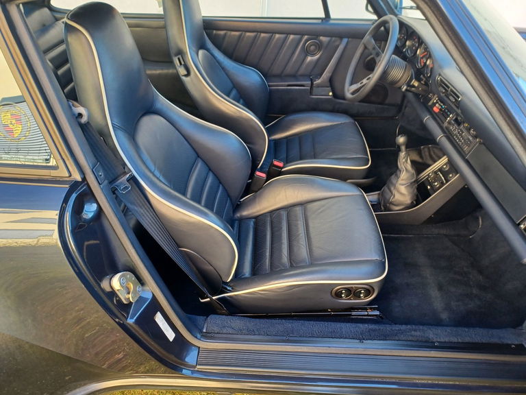 Porsche 911 Turbo 3.3