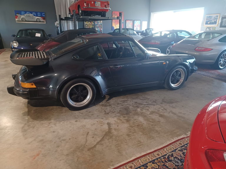Porsche 911 Turbo 3.3