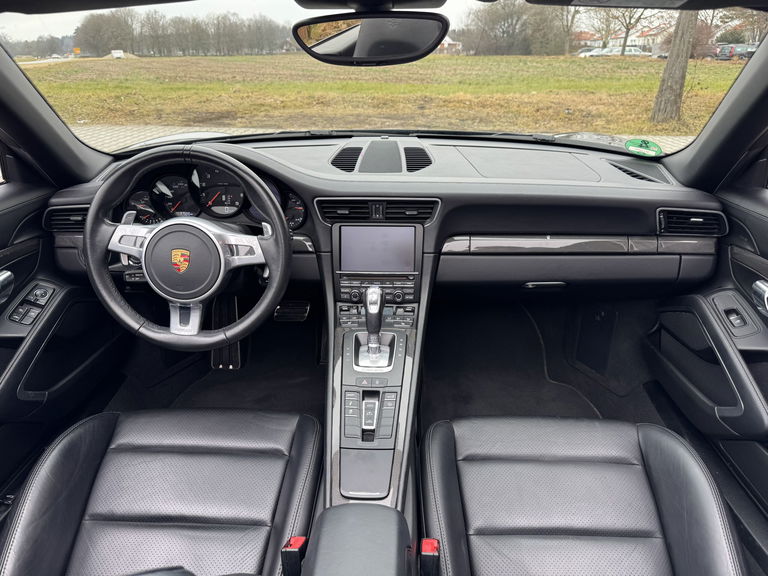 Porsche 991 Carrera Black Edition