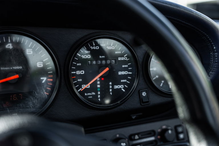 Porsche 964 Carrera 2