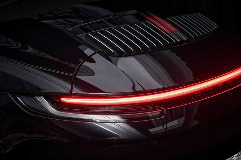 Porsche 992 Carrera 4S