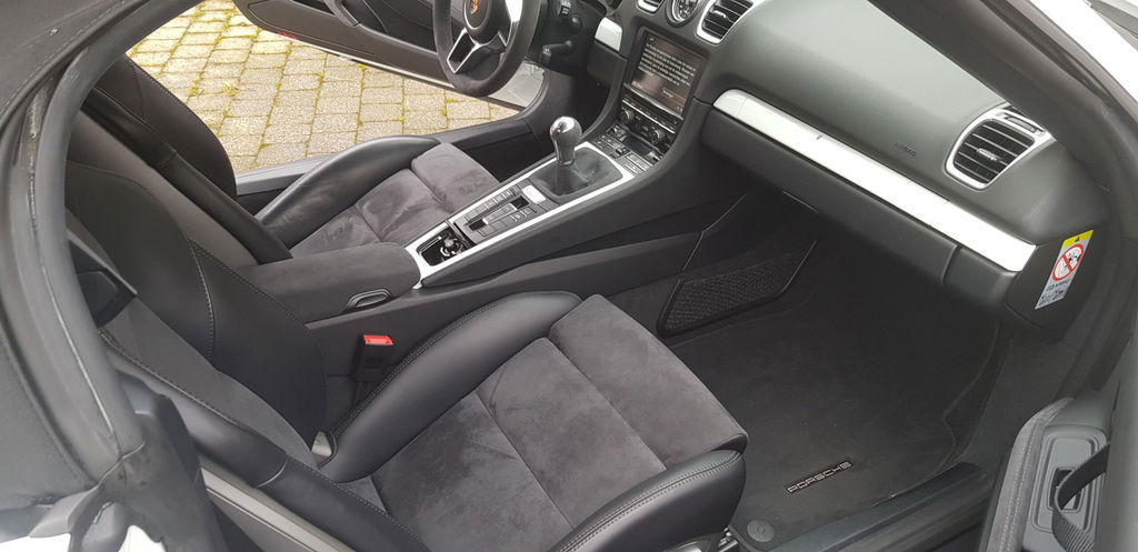 Porsche 981 Boxster Spyder