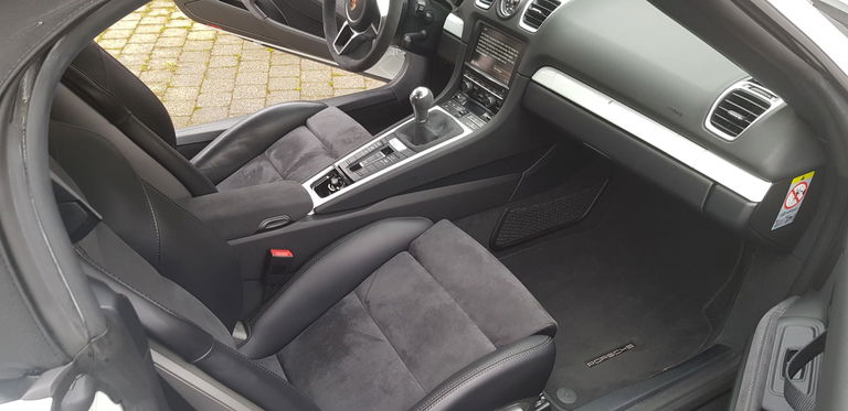 Porsche 981 Boxster Spyder