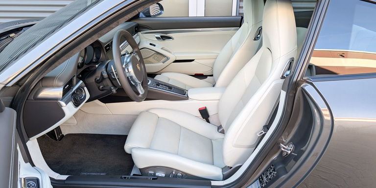 Porsche 991 Carrera 4S