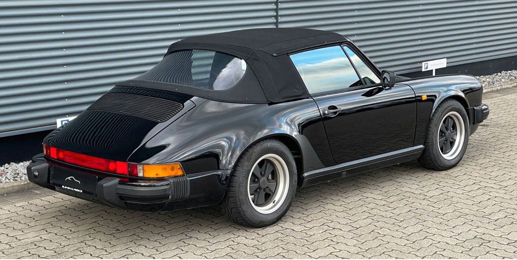 Porsche 911 Carrera 3.2