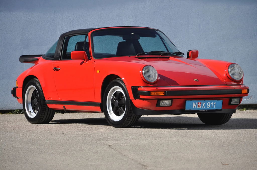 Porsche 911 Carrera 3.2