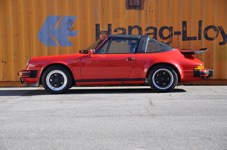 Porsche 911 Carrera 3.2