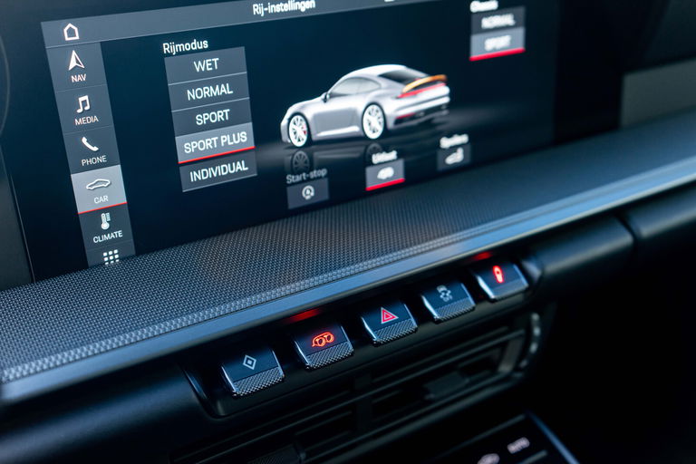 Porsche 992 Carrera 4S