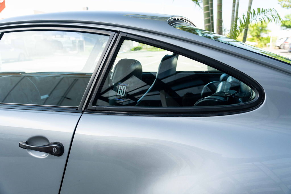 Porsche 911 Carrera 3.2 (US)