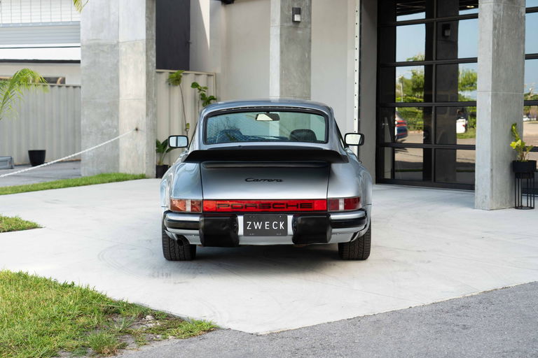 Porsche 911 Carrera 3.2 (US)