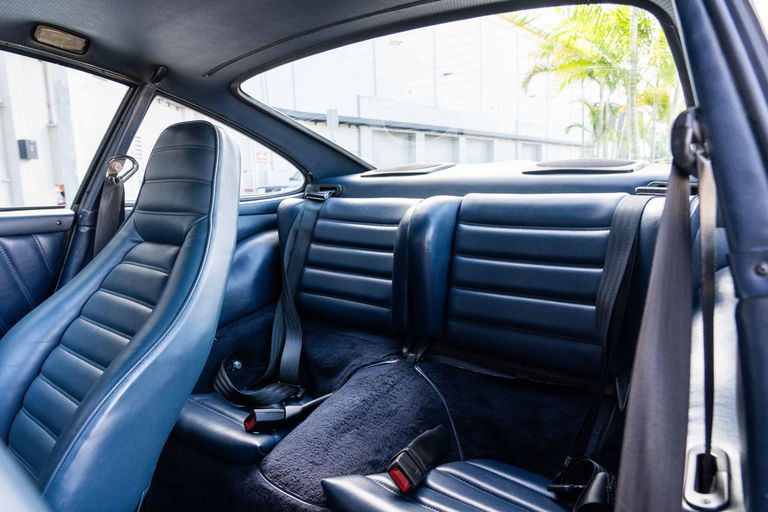 Porsche 911 Carrera 3.2 (US)