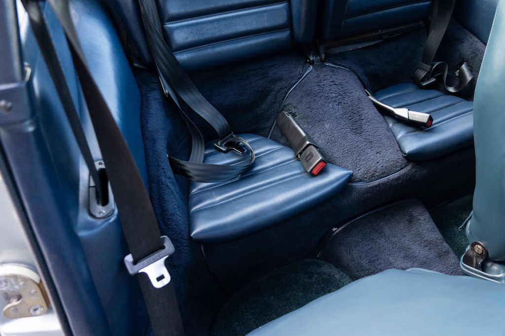 Porsche 911 Carrera 3.2 (US)